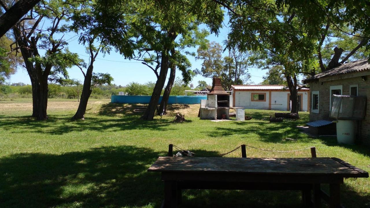 Los Arboles, casa completa a 5 minutos del Aeropuerto Ezeiza Exterior foto